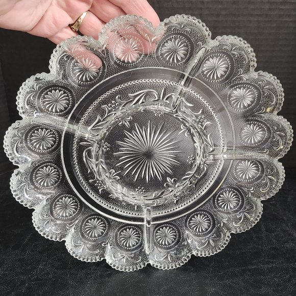 Rare Find: 1970 Sandwich Glass Clear Egg Oyster Serving Plate Brockway Glass Ame - Picture 7 of 10